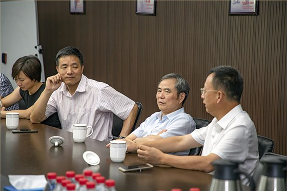 座談會(huì )現場(chǎng)1
