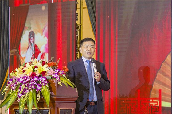 總裁張彭春發(fā)表講話(huà)