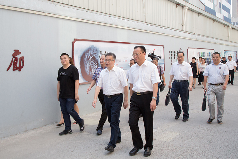 農工民主黨浙江省委會(huì )主委羅建紅一行