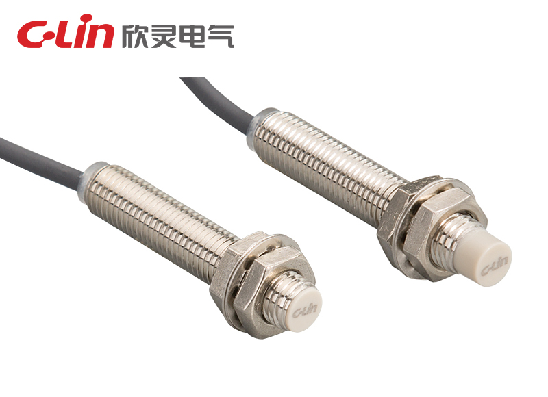 LJA8長(cháng)圓柱型電感式接近開(kāi)關(guān)