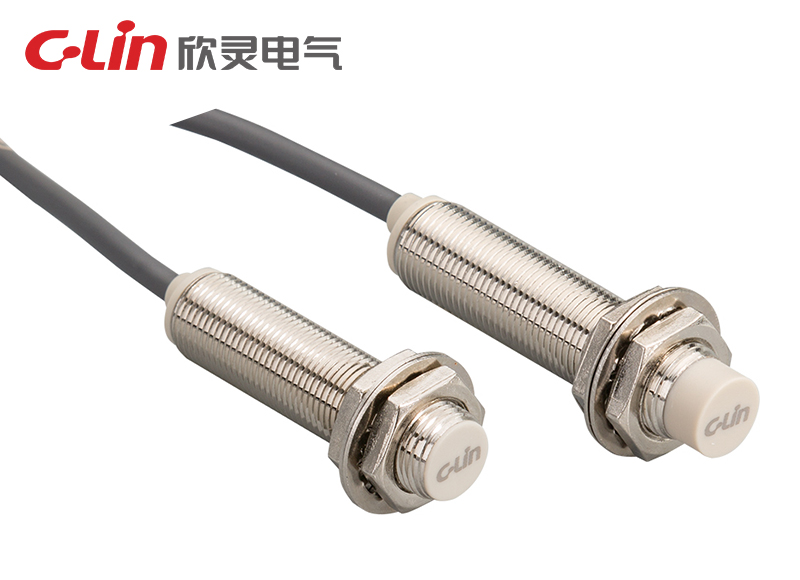 LJA12長(cháng)圓柱型電感式接近開(kāi)關(guān)