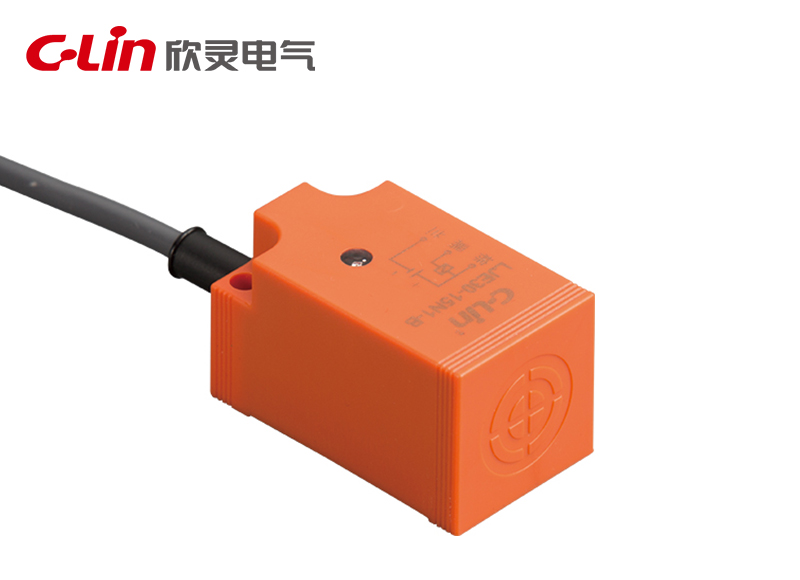 LJE30-B角柱型電感式接近開(kāi)關(guān)