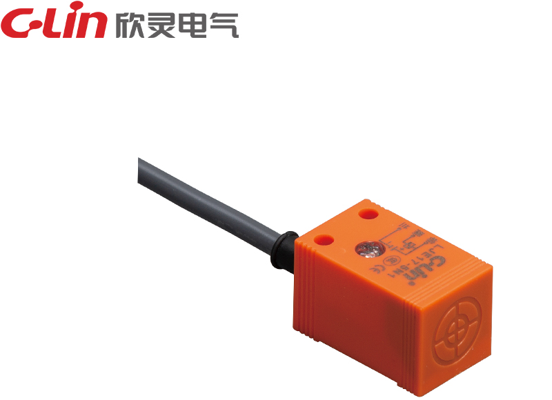 LJE17角柱型電感式接近開(kāi)關(guān)