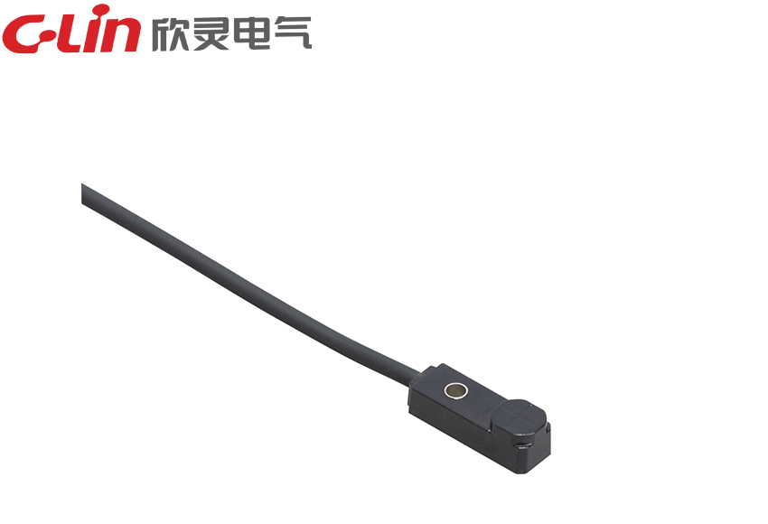 LJE8/LJE10朝上小角柱型電感式接近開(kāi)關(guān)