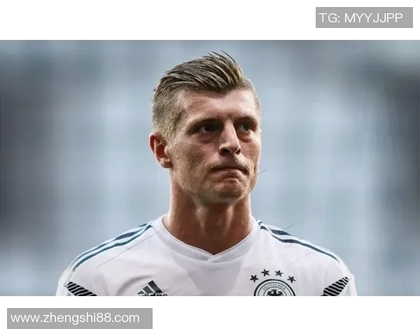 克罗斯的足球传奇:从天才少年到世界级中场的辉煌历程与成就 克罗斯的足球传奇:从天才少年到世界级中场的辉煌历程与成就