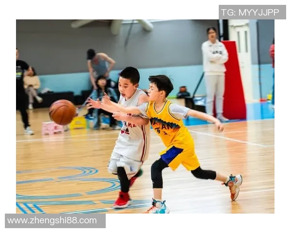 李晓旭的奋斗历程与篮球梦想如何改变了他的生活轨迹